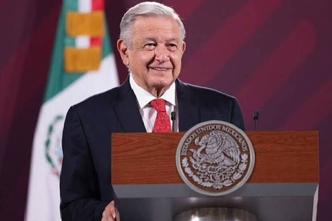 Andres Manuel Lopez Obrador, acepta la renuncia del Ministro Arturo Zaldívar. 